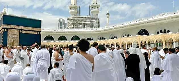 3 Star 14 Nights August Umrah Package