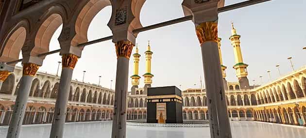 5 Star 14 Nights Easter Umrah Package