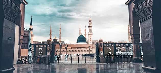 3 Star 14 Nights July Umrah Package