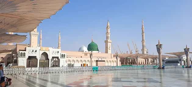 3 Star 14 Nights March Umrah Package